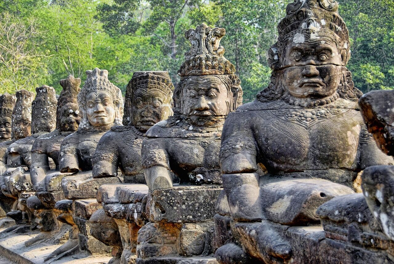Capture the authentic charm of Siem Reap’s cultural scene